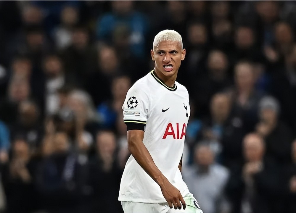 浙江队转会期外线爆发，志在欧冠名次提升，话题不断，球探报告显示潜力(中超浙江队今天最新消息)-mk国际平台