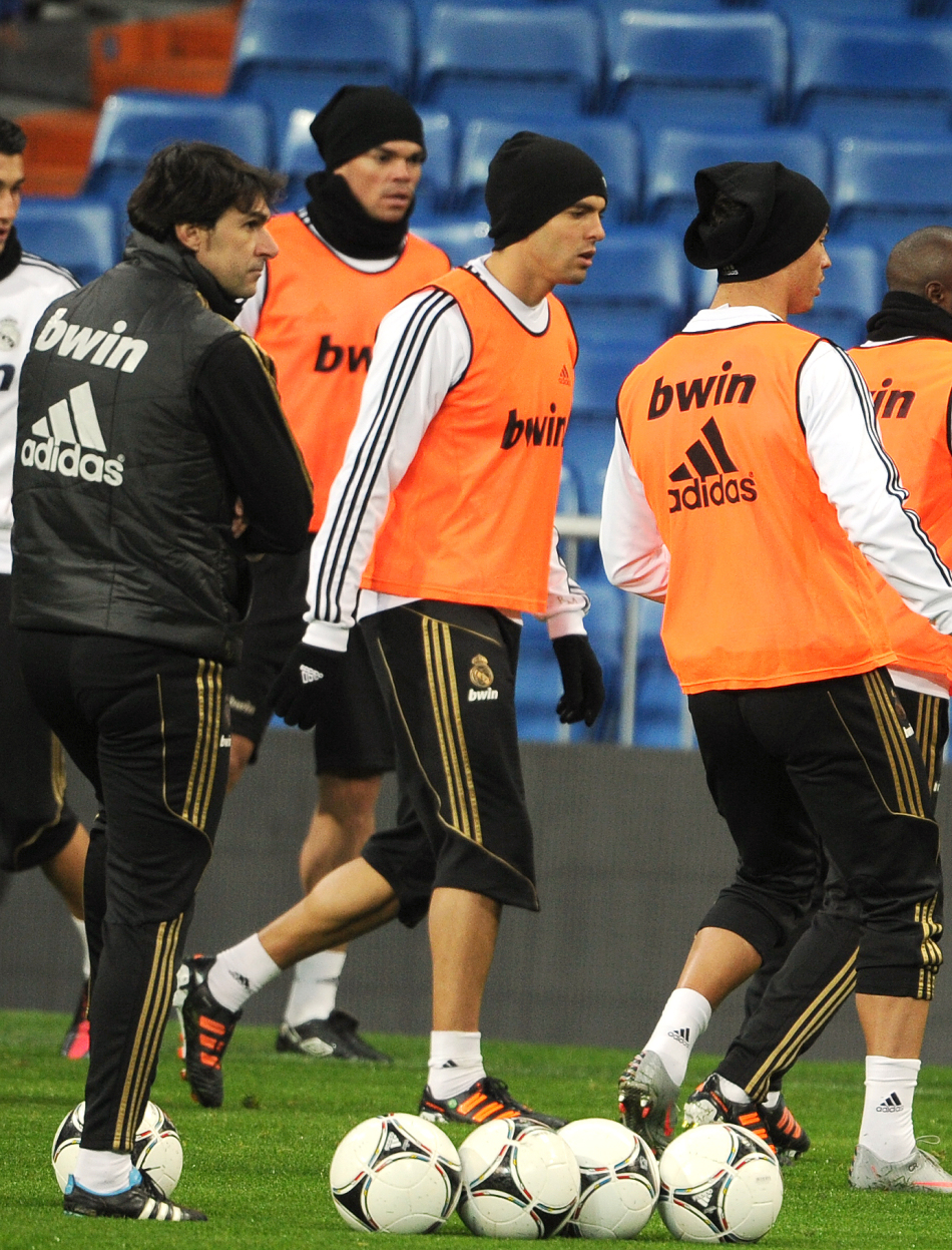 集结日多伦多猛龙备战国王杯,内部沟通细节曝光,信心回归,高层口径保持一致的简单介绍-mk娱乐平台