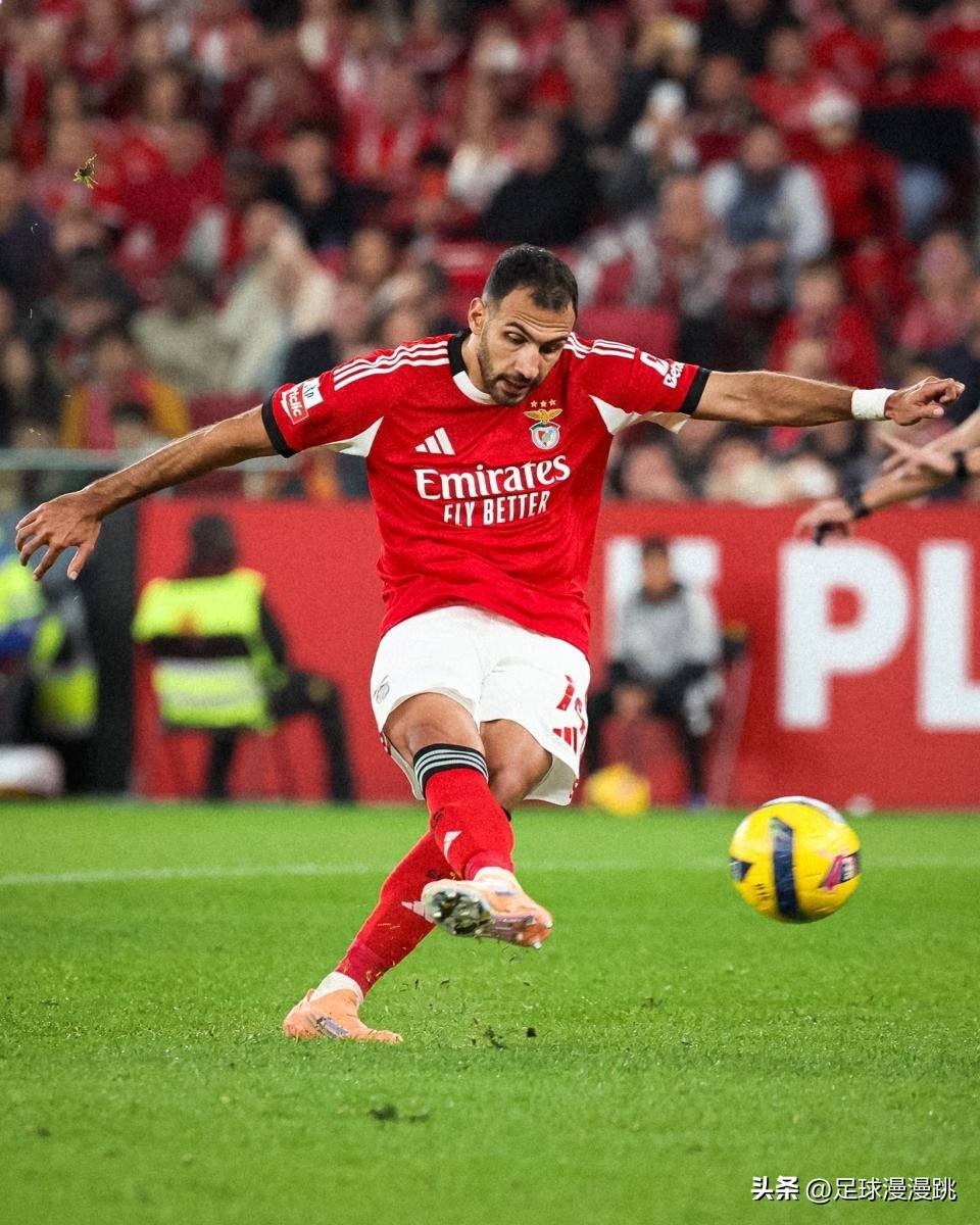 包含葡超集结日走向成谜，莱比锡回应争议，质疑声仍在，训练强度明显提升的词条-mk娱乐